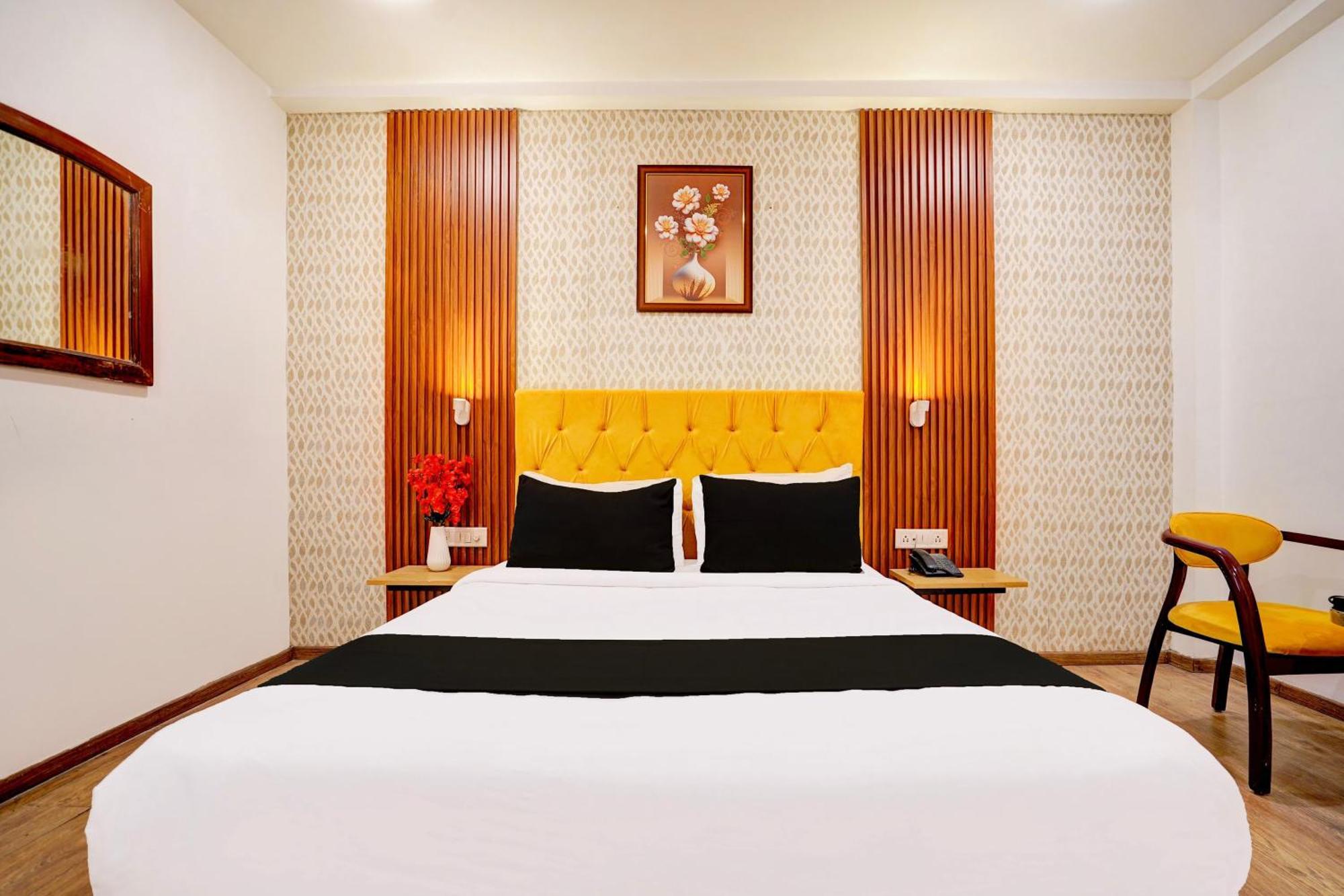 Super Townhouse Jageer Palace Near Mayapuri Chowk Yeni Delhi Dış mekan fotoğraf