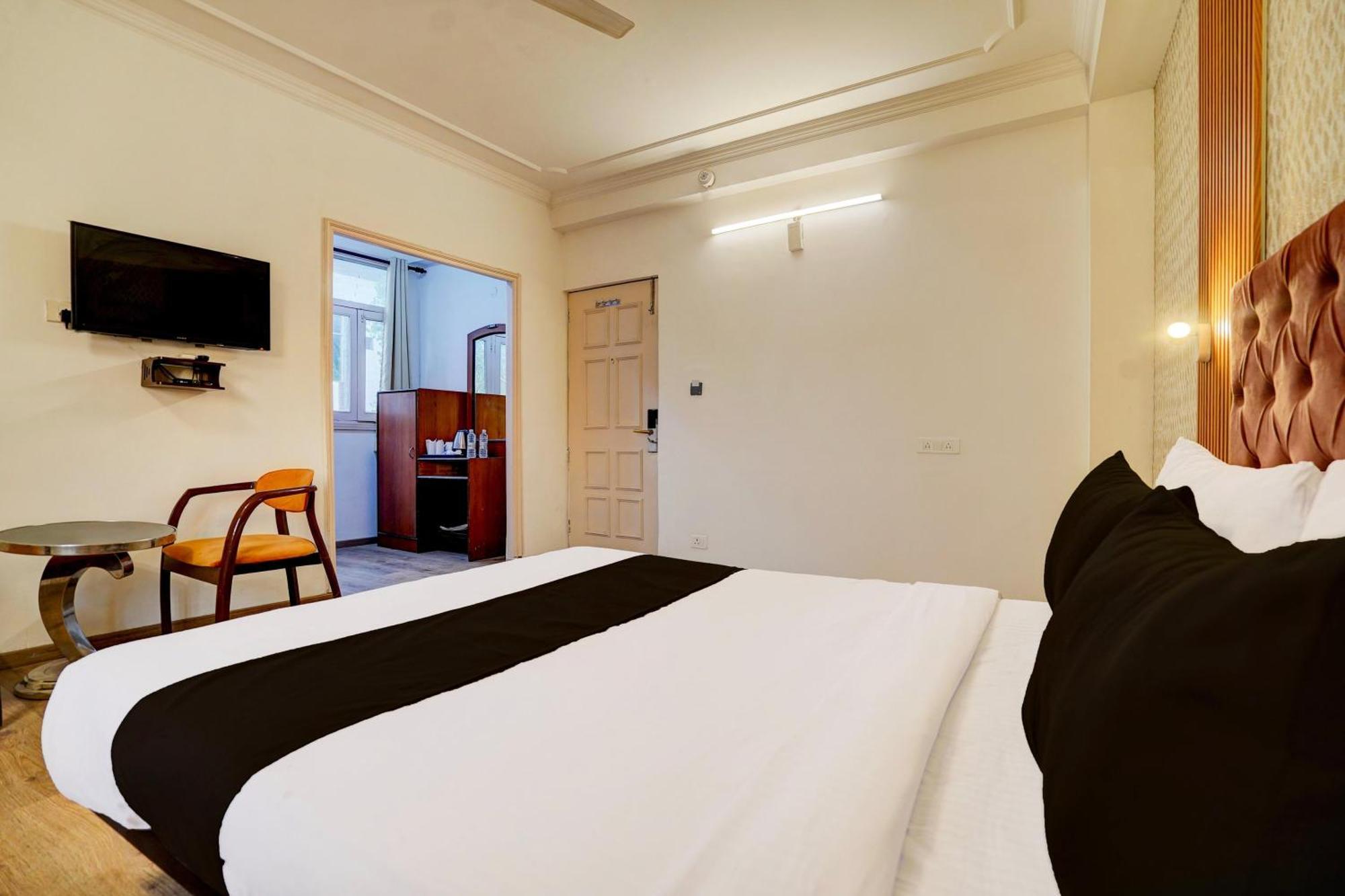 Super Townhouse Jageer Palace Near Mayapuri Chowk Yeni Delhi Dış mekan fotoğraf