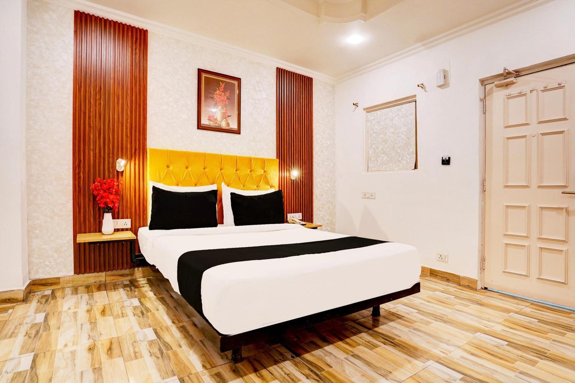 Super Townhouse Jageer Palace Near Mayapuri Chowk Yeni Delhi Dış mekan fotoğraf