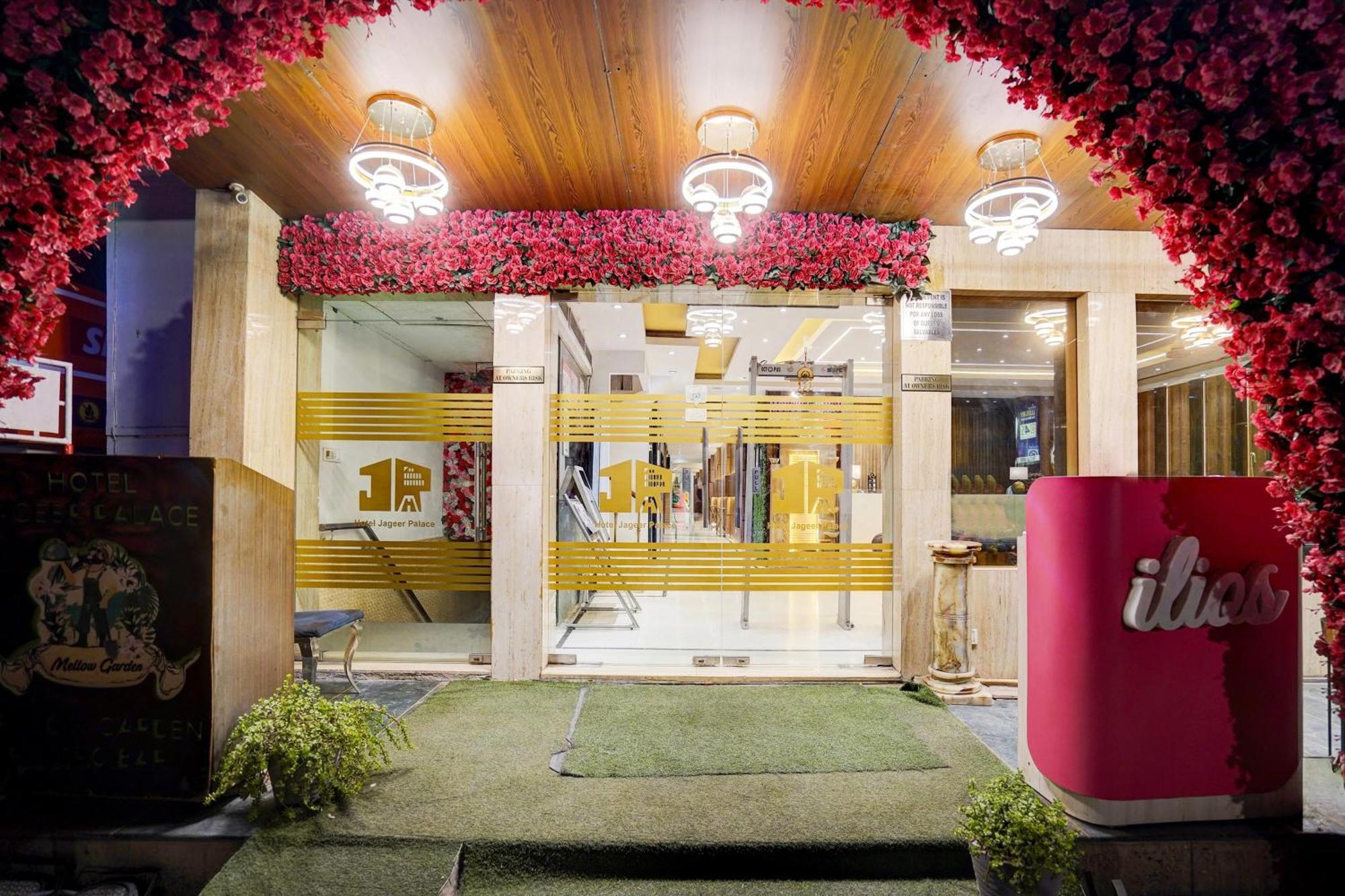 Super Townhouse Jageer Palace Near Mayapuri Chowk Yeni Delhi Dış mekan fotoğraf