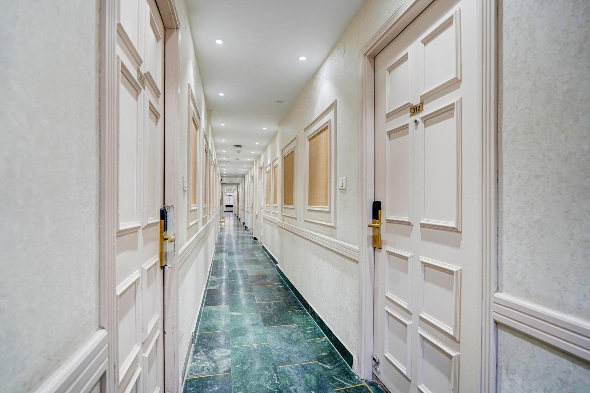 Super Townhouse Jageer Palace Near Mayapuri Chowk Yeni Delhi Dış mekan fotoğraf