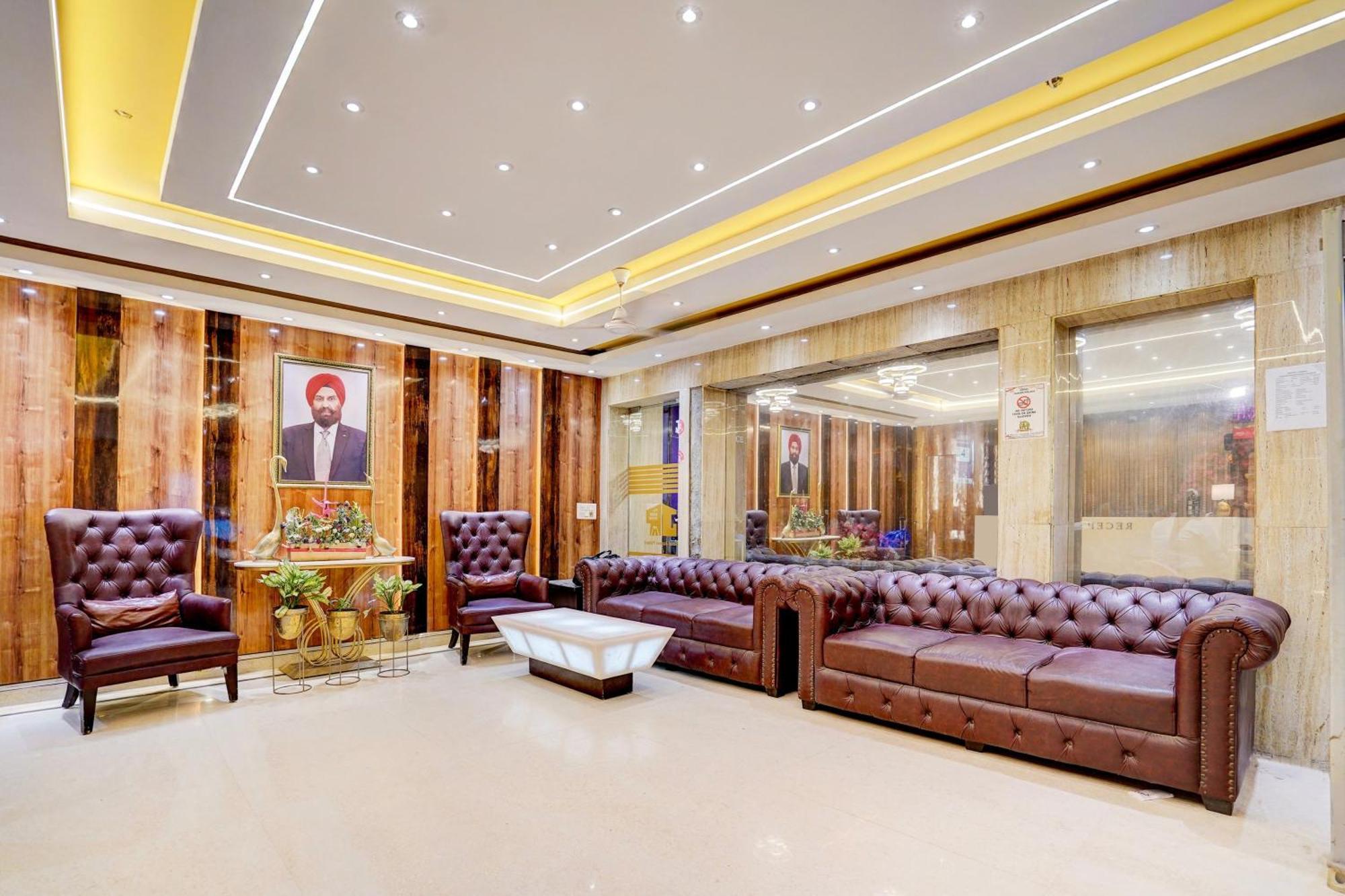 Super Townhouse Jageer Palace Near Mayapuri Chowk Yeni Delhi Dış mekan fotoğraf