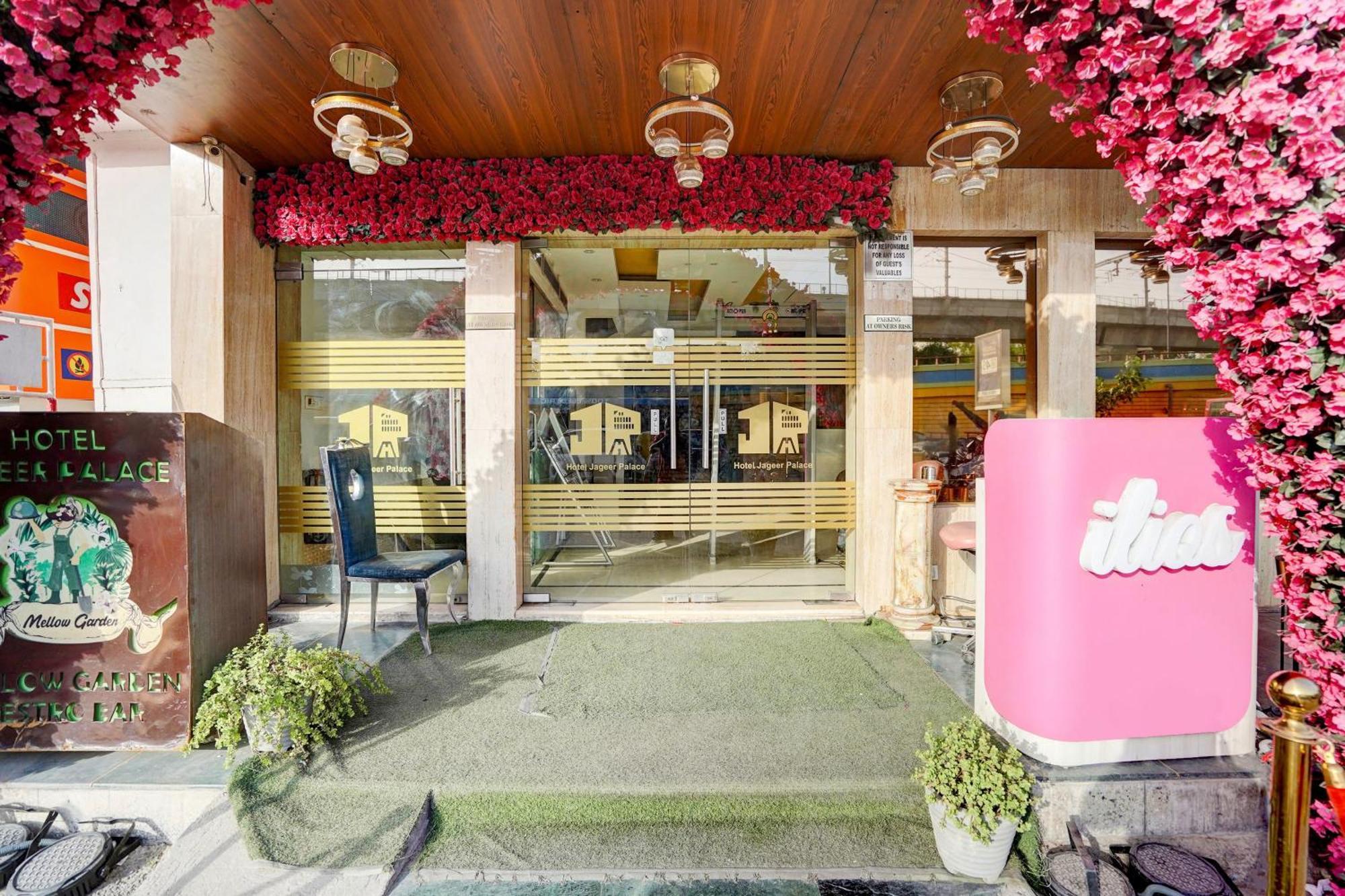 Super Townhouse Jageer Palace Near Mayapuri Chowk Yeni Delhi Dış mekan fotoğraf
